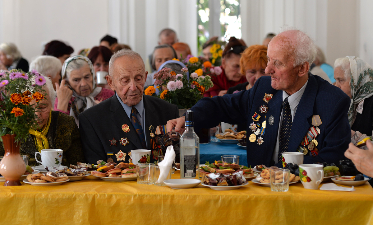 Брати по зброї