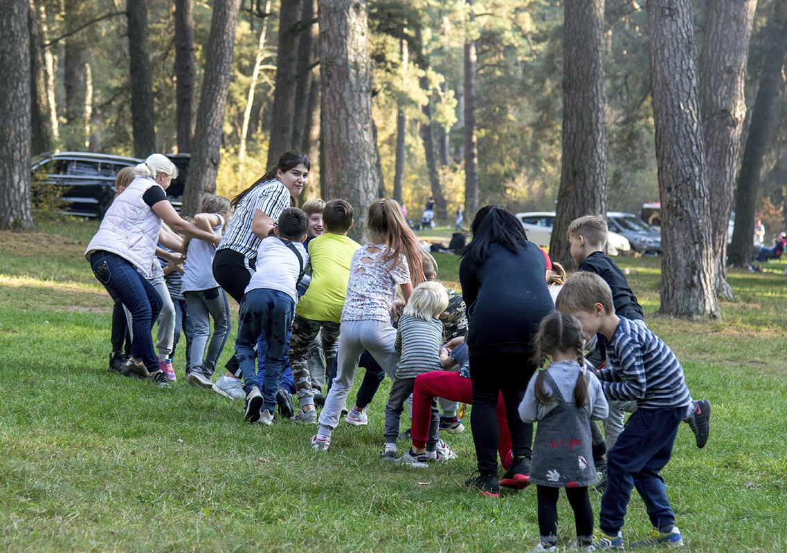 дружба переможе