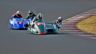 SIDECARS IN THE RACE