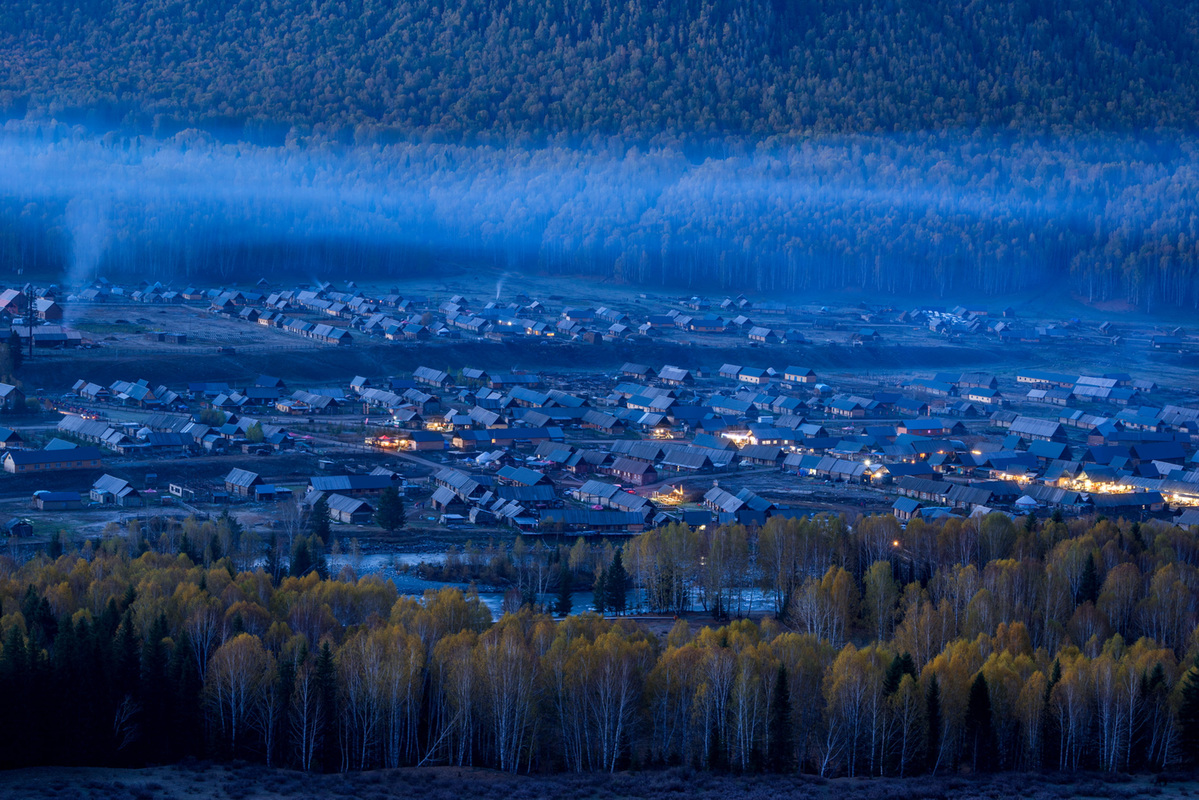 Autumn morning of the village