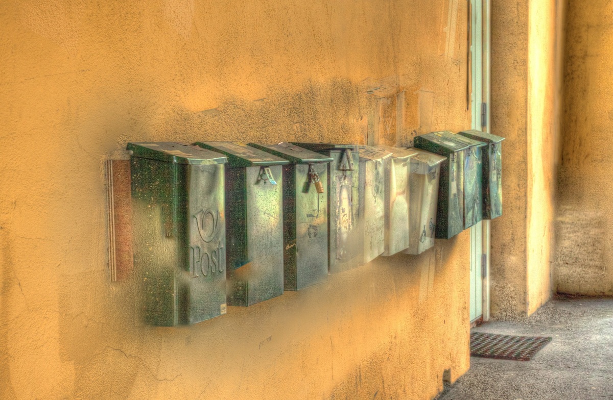 What can a mailbox telling you