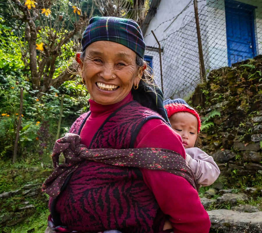 Happy Granny in Tang Ting