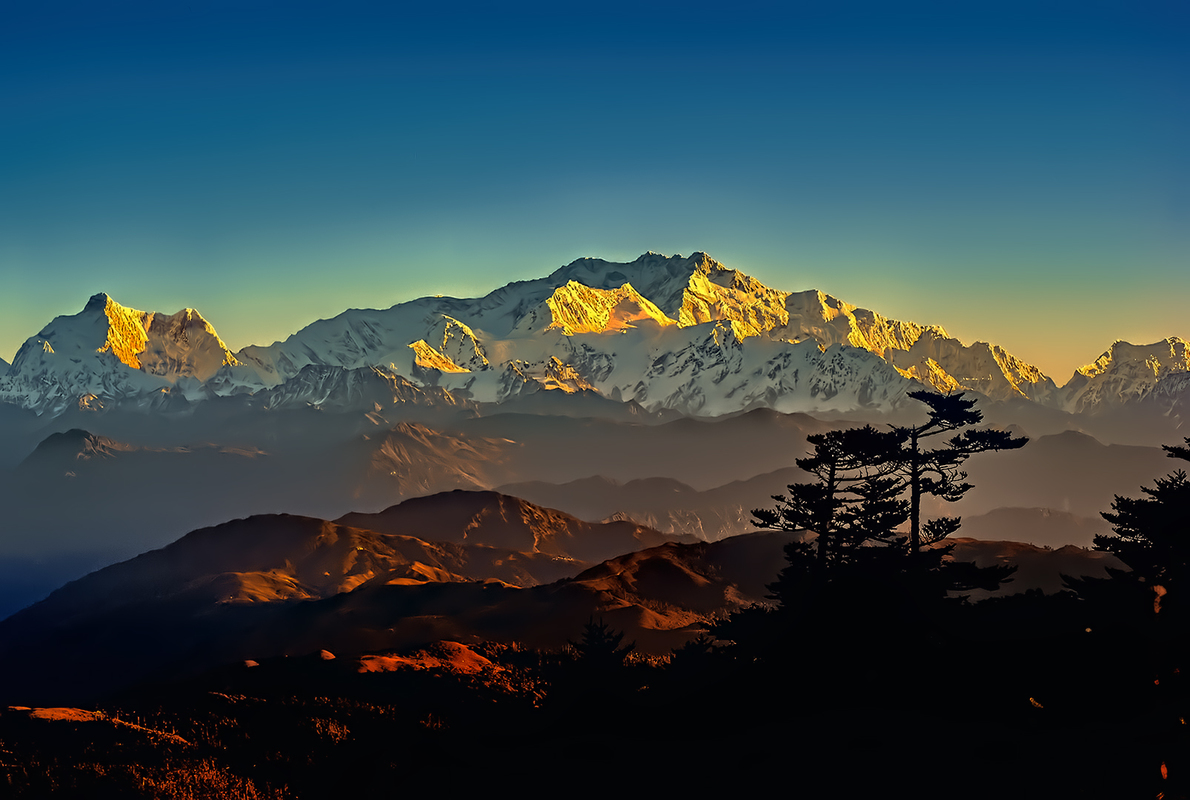 Kanchanjunga as the sleeping Buddha