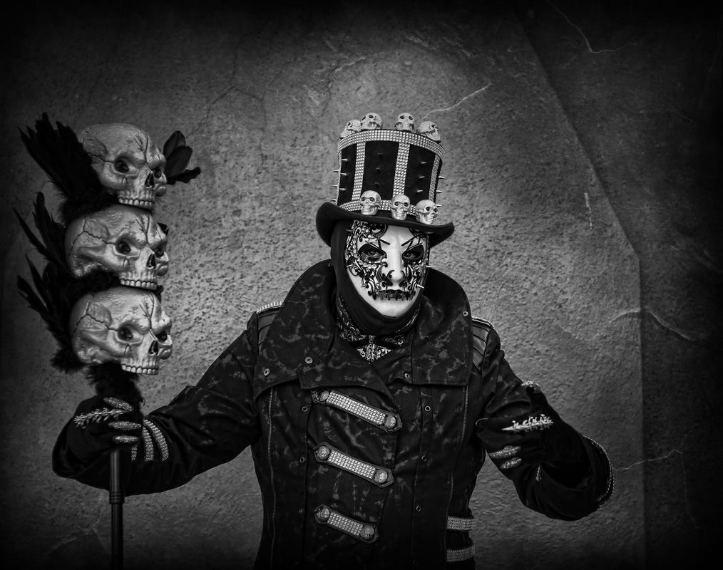 The man with the three skulls