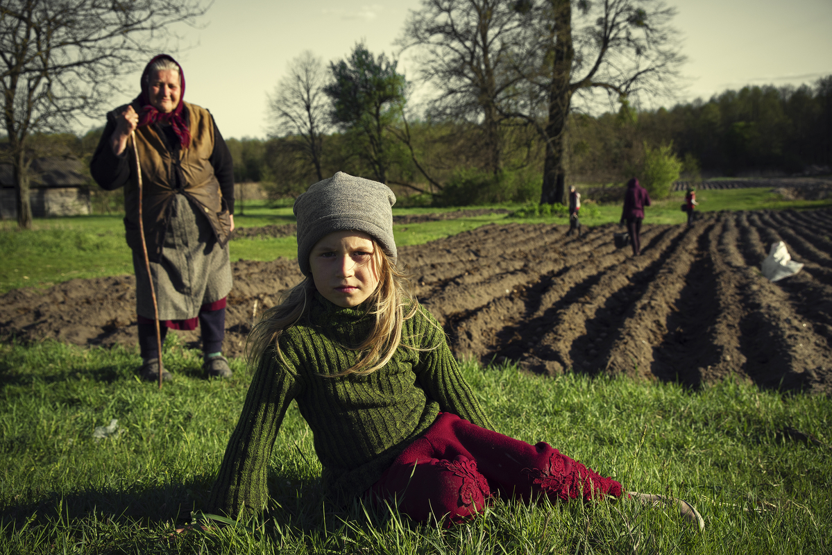 Весна. Село. Картопля