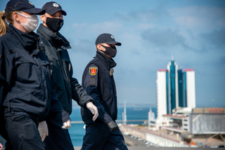 Стражи порядка