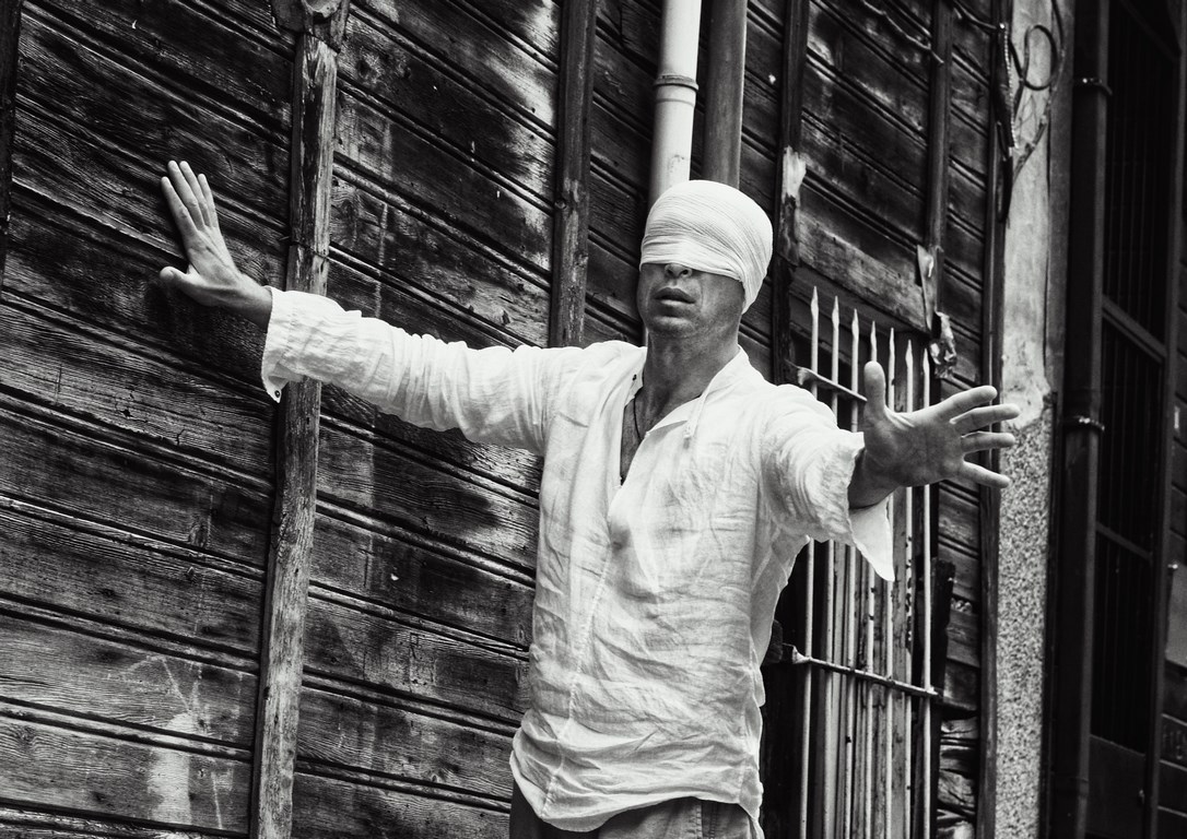 Життя наосліп