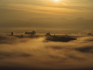 Місто в тумані