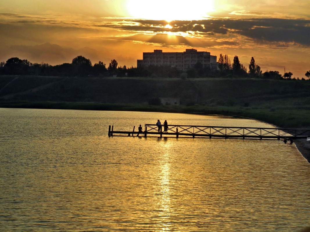 Закат на Шаболатском лимане 