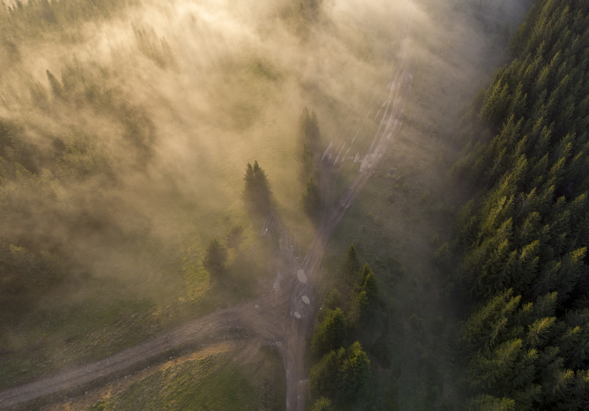захід сонця в Карпатах