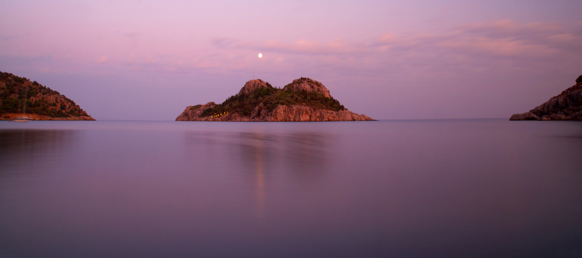 рожеве море