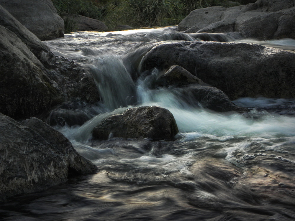Звечоріло на річці