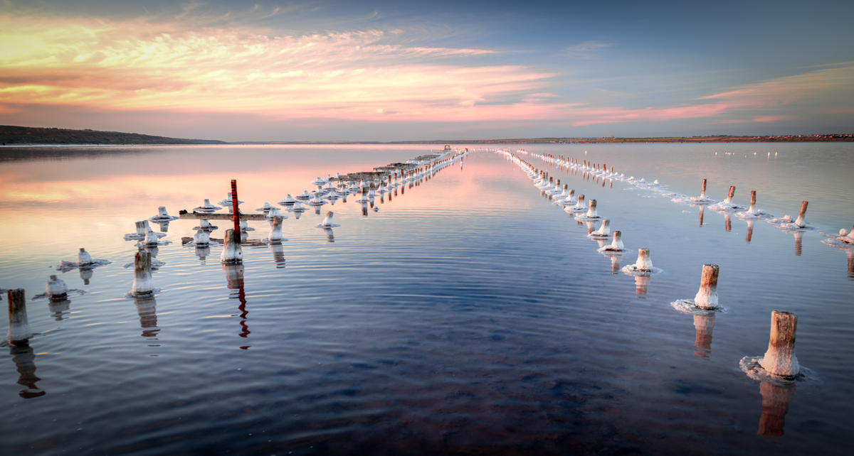 закатными красками куяльника