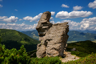 Вухатий камінь