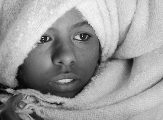 Luna black and white