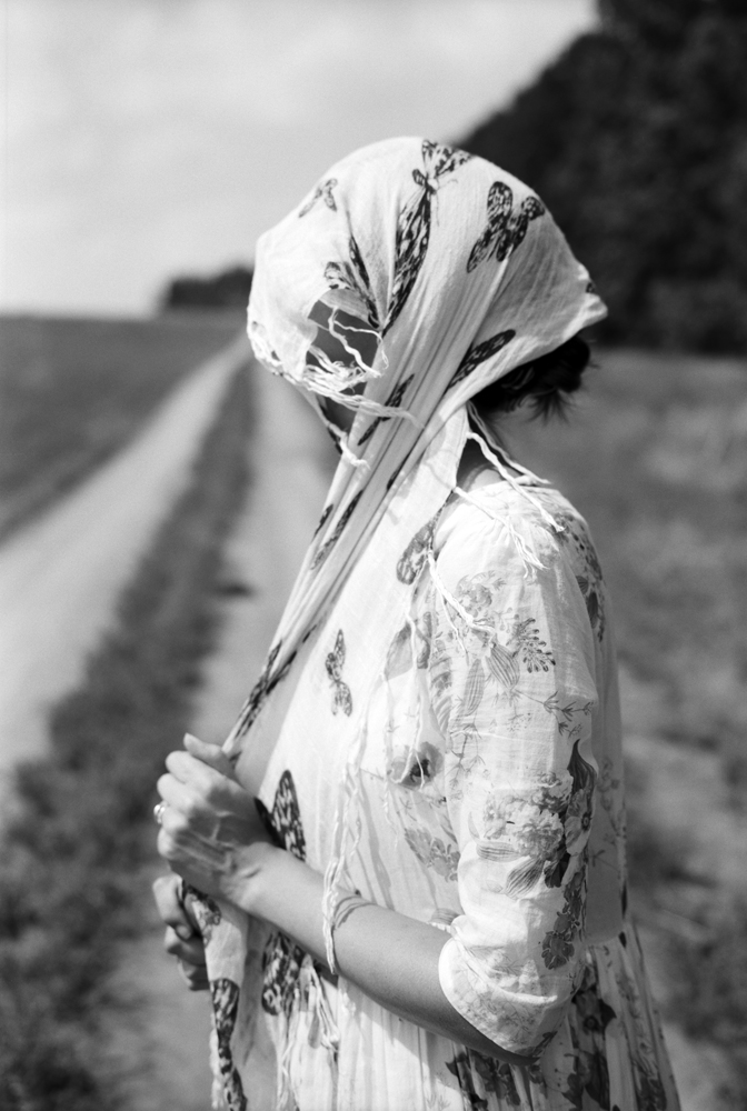 Ховаючи обличчя 