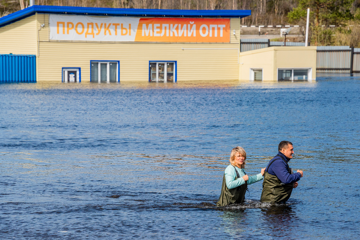 Flooding in Murmansk