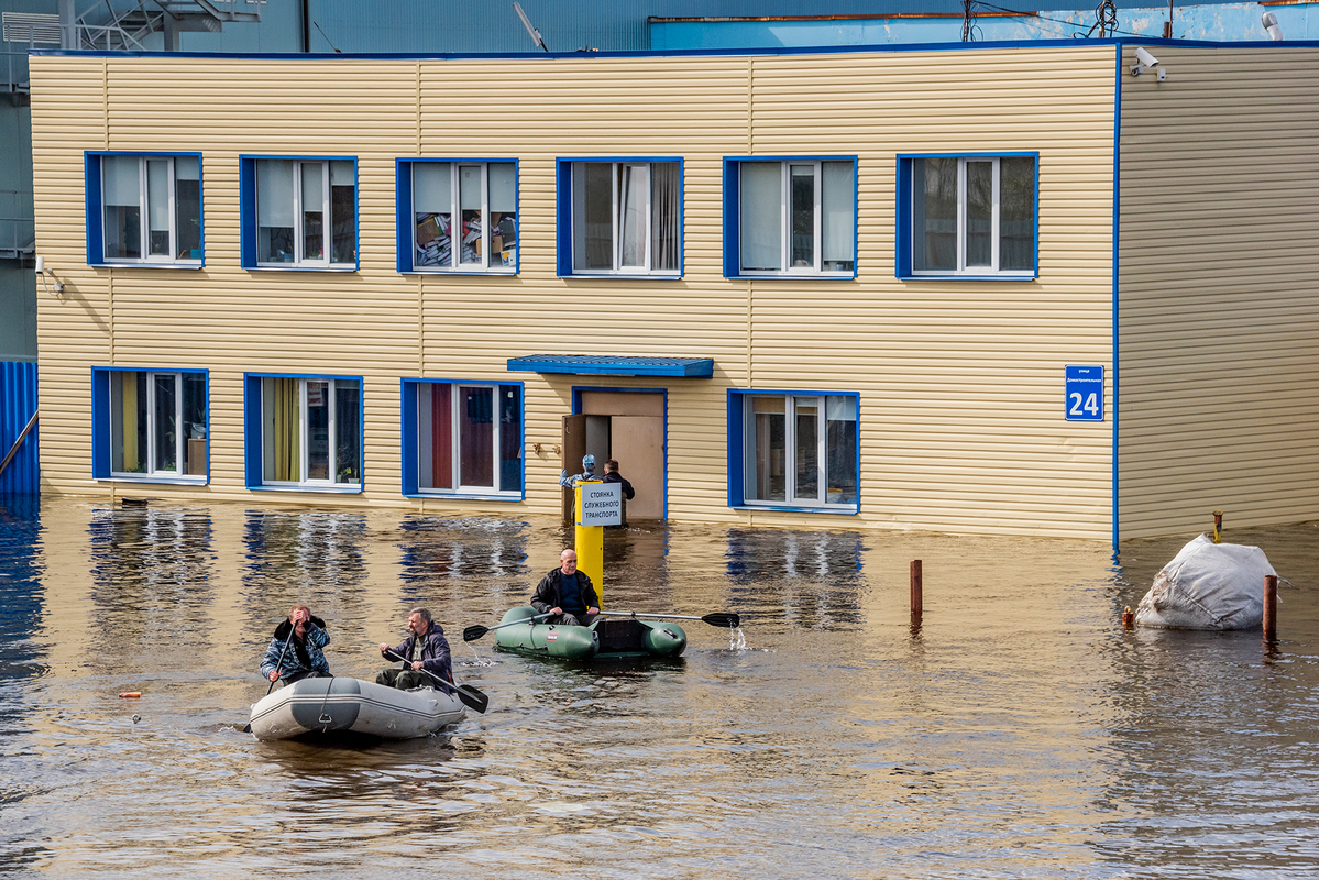 Flooding in Murmansk