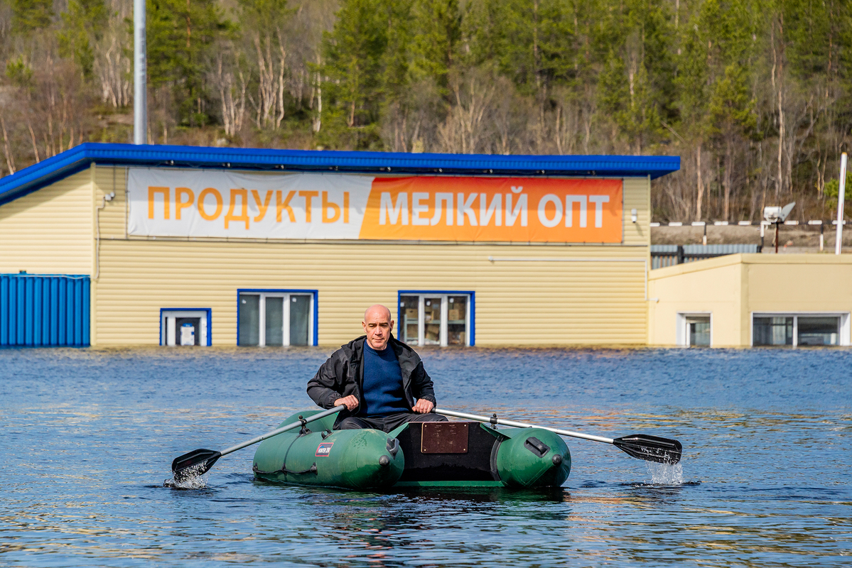 Flooding in Murmansk
