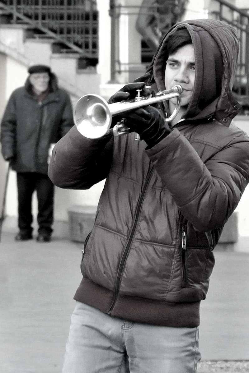 Играй трубач