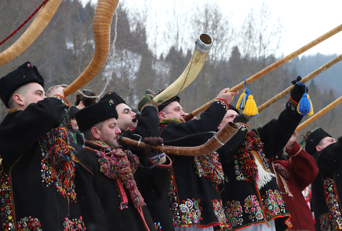Різдвяні колядники