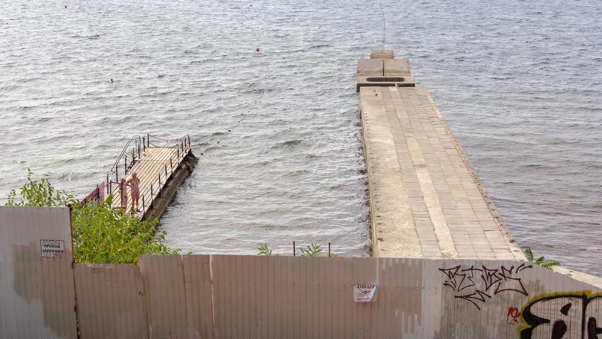 The banks of Gelendzhik  03