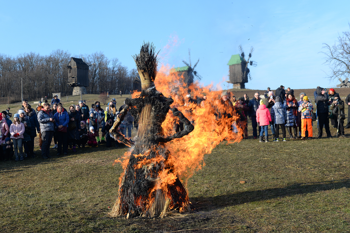 Спалювання дідуха