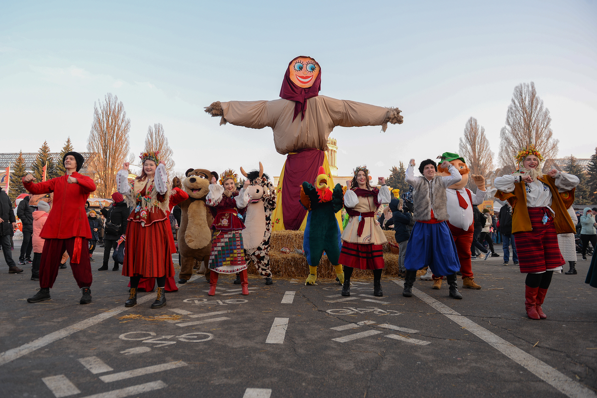 Традиційні танці на Масляну