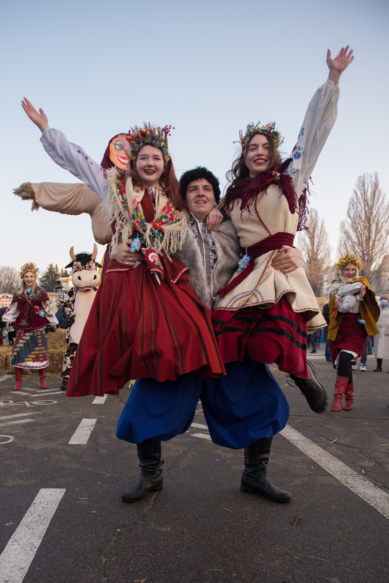 Традиційні танці на Масляну