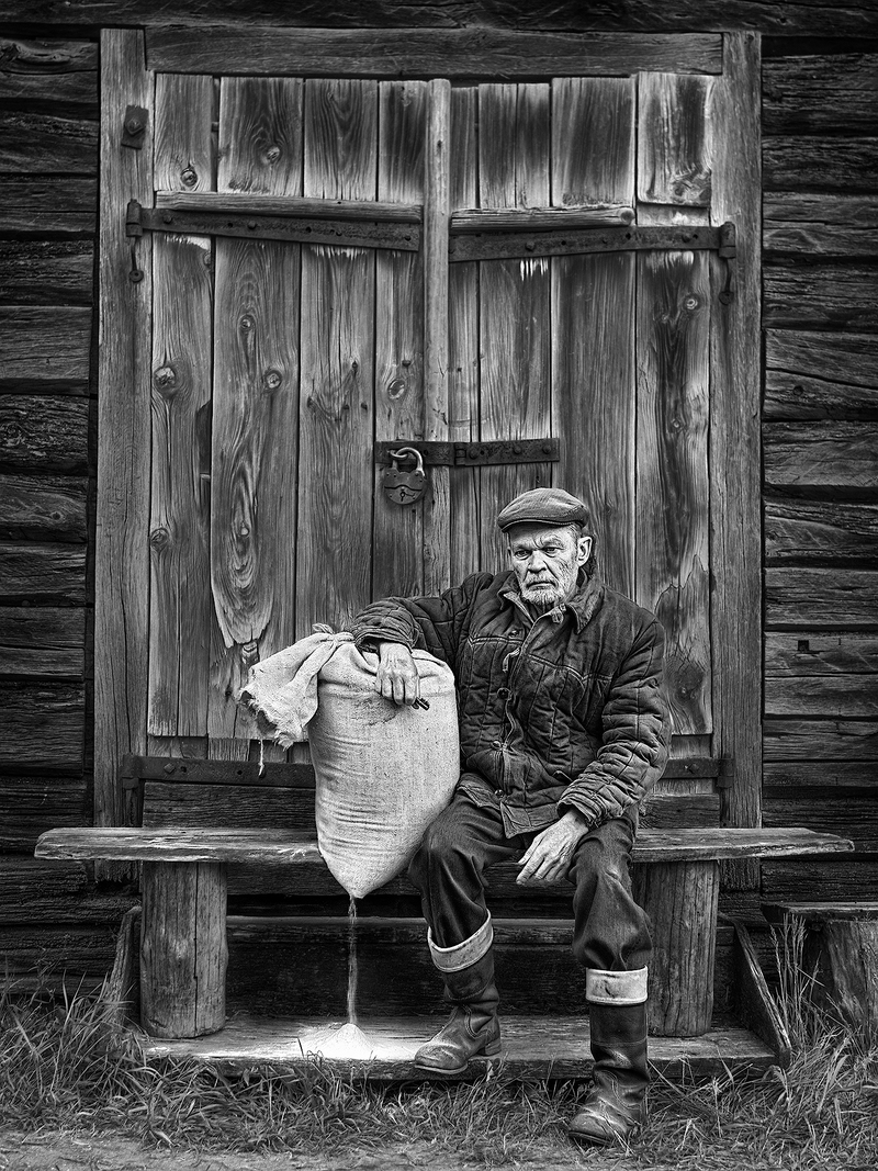 Уходят дни, уходят годы