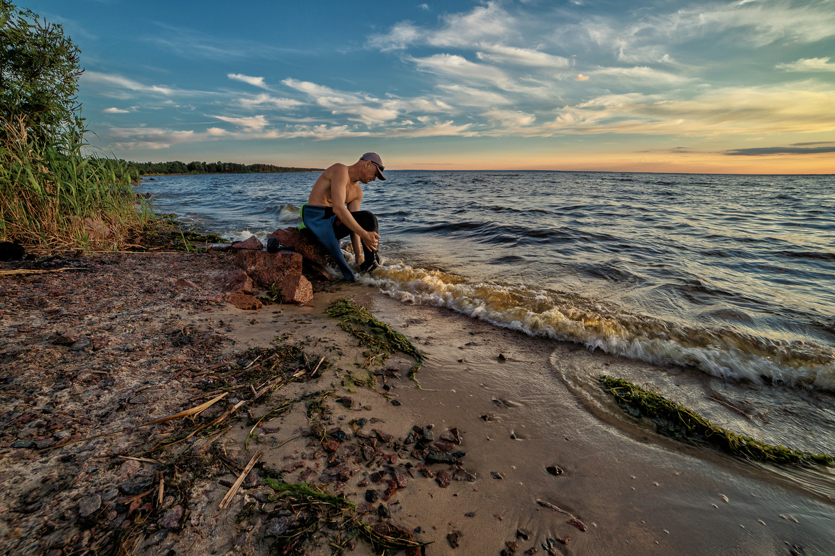 ... і закинув мужик Невід