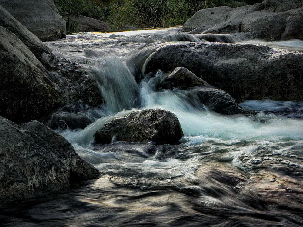 Рожевий відблиск сонця на заході..
