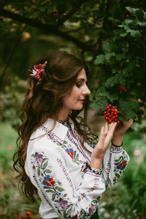 А врода, як калина.