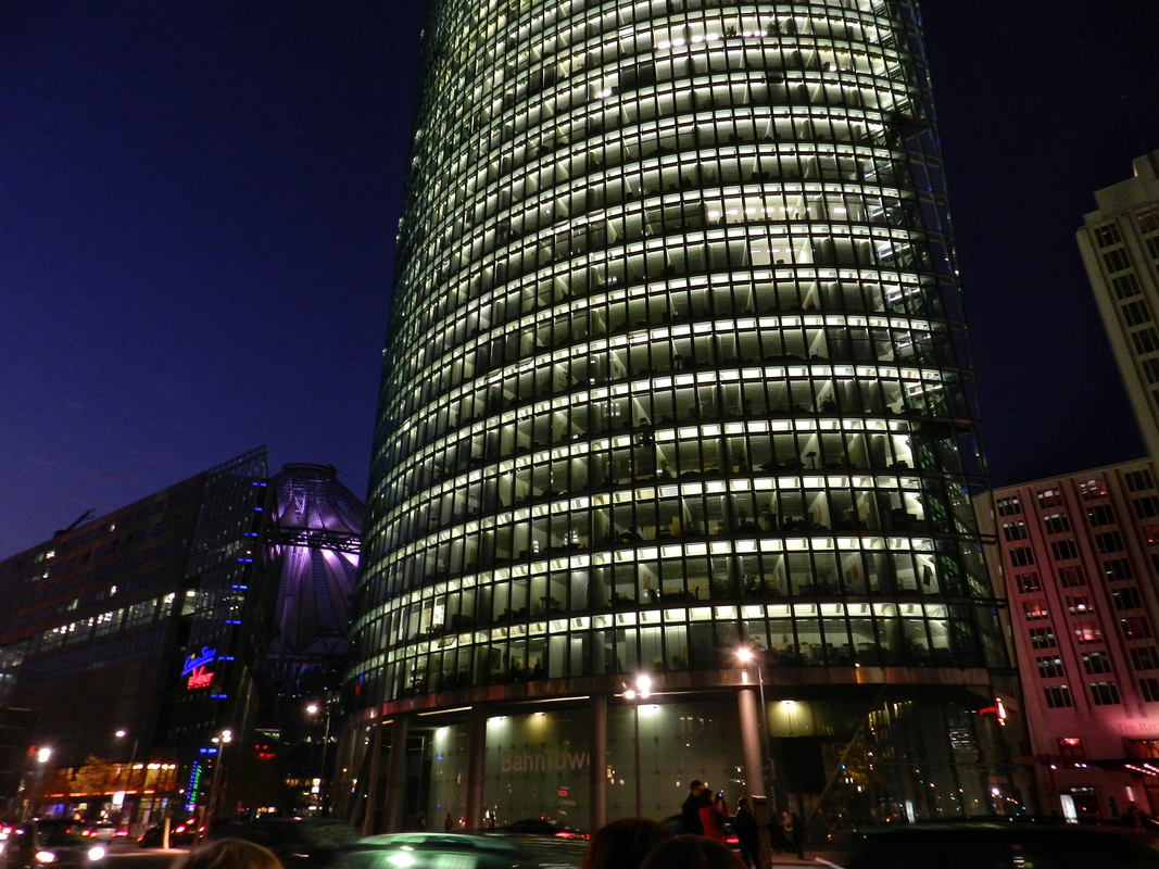 Нічне місто