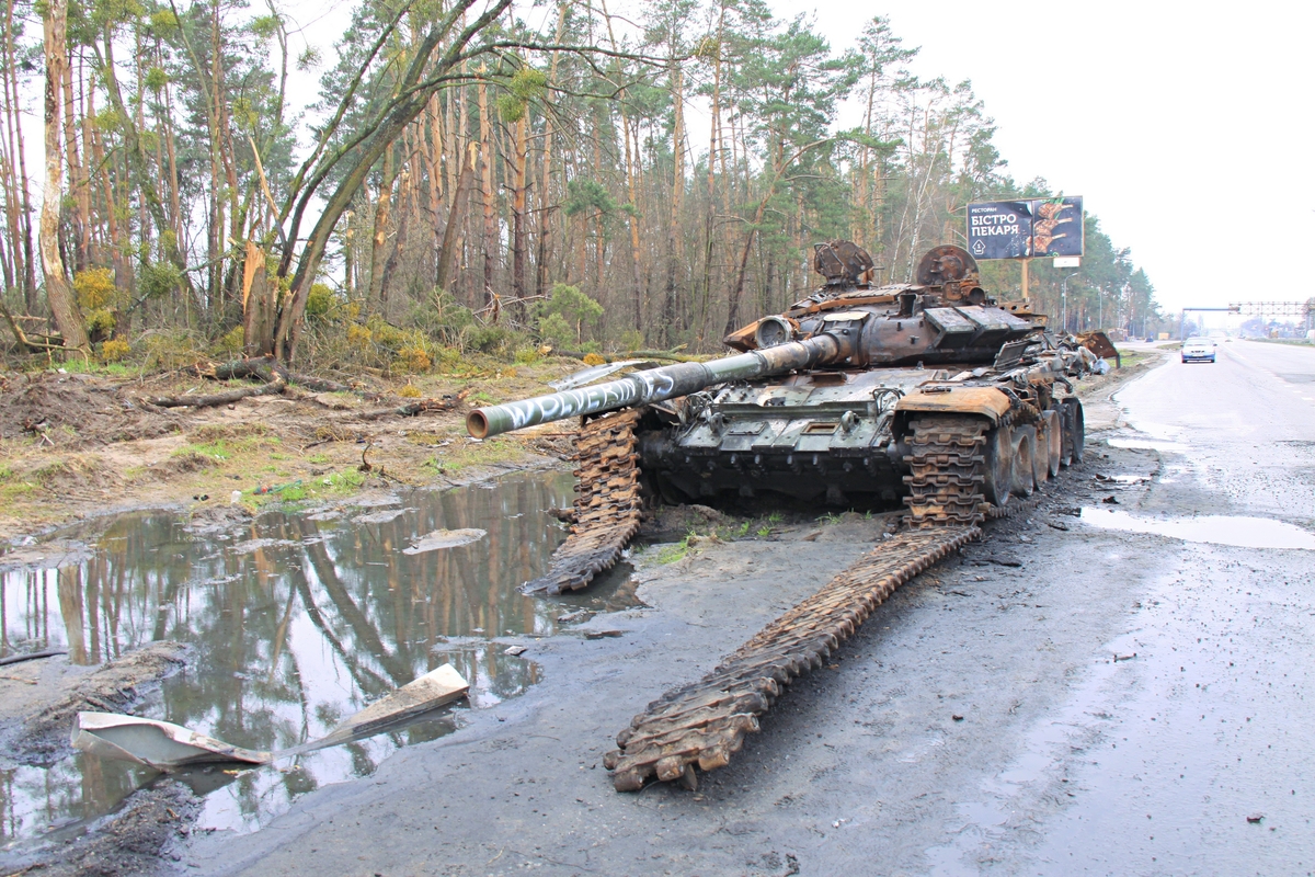 Нєпобєдімиє-3