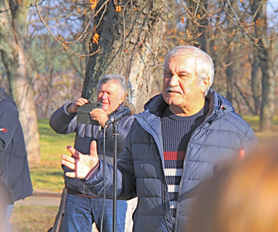Письменник Василь Шкляр