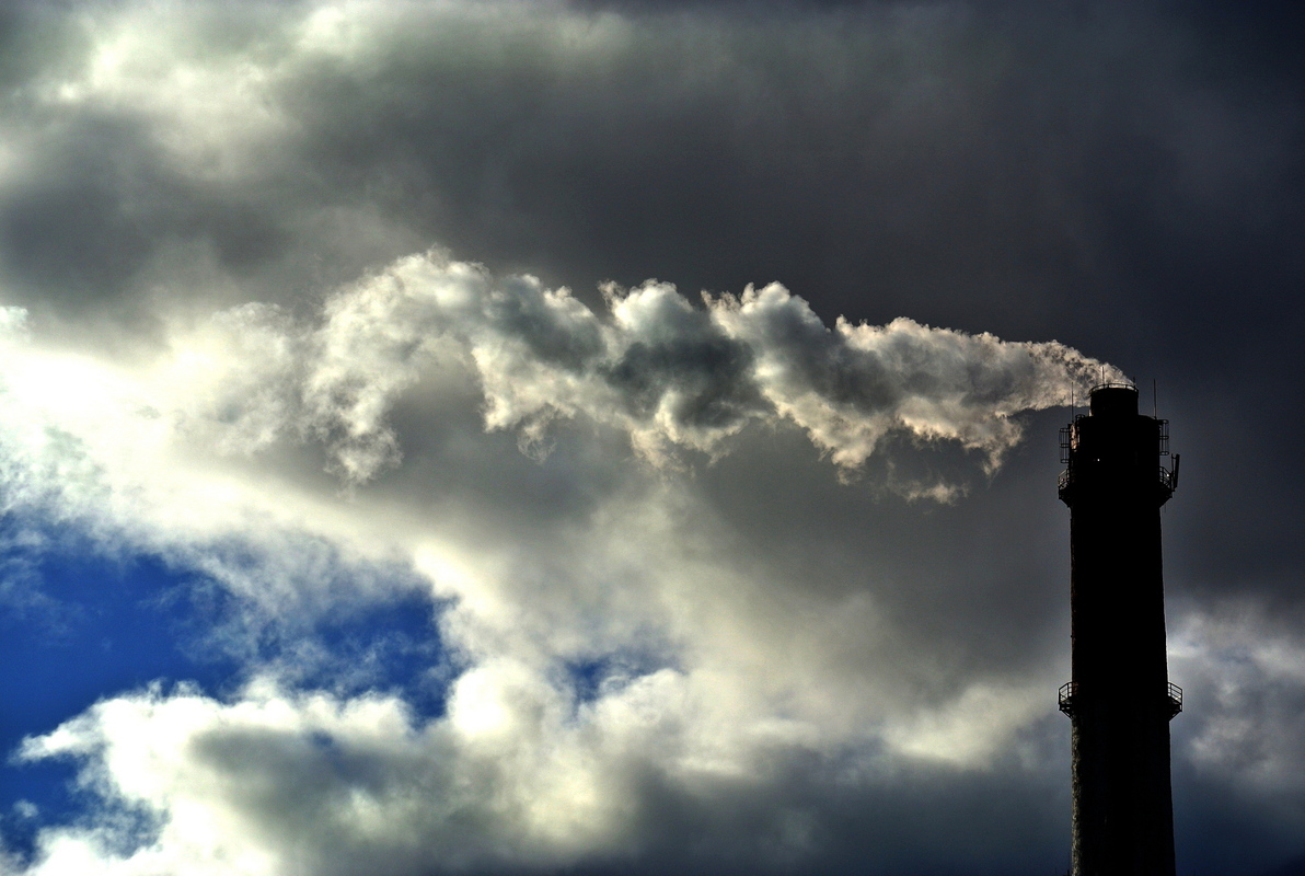 Виробник хмар