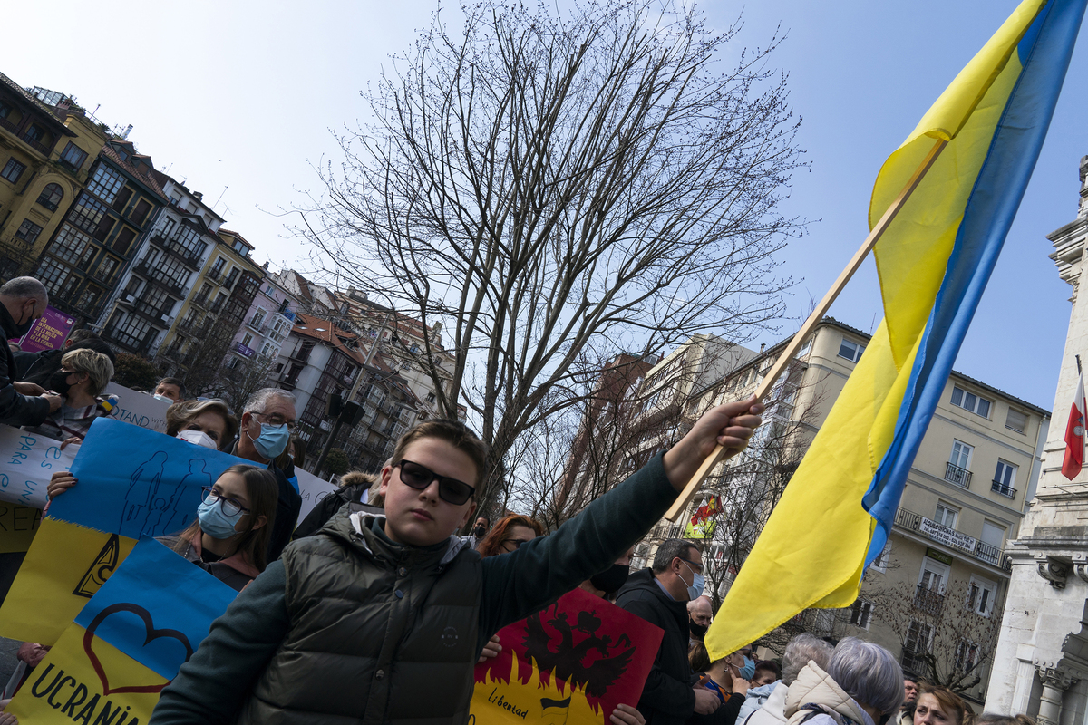 UKRAINE PROTEST IN SANTANDER_04
