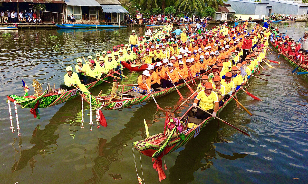 FESTIVAL ON THE RIVER