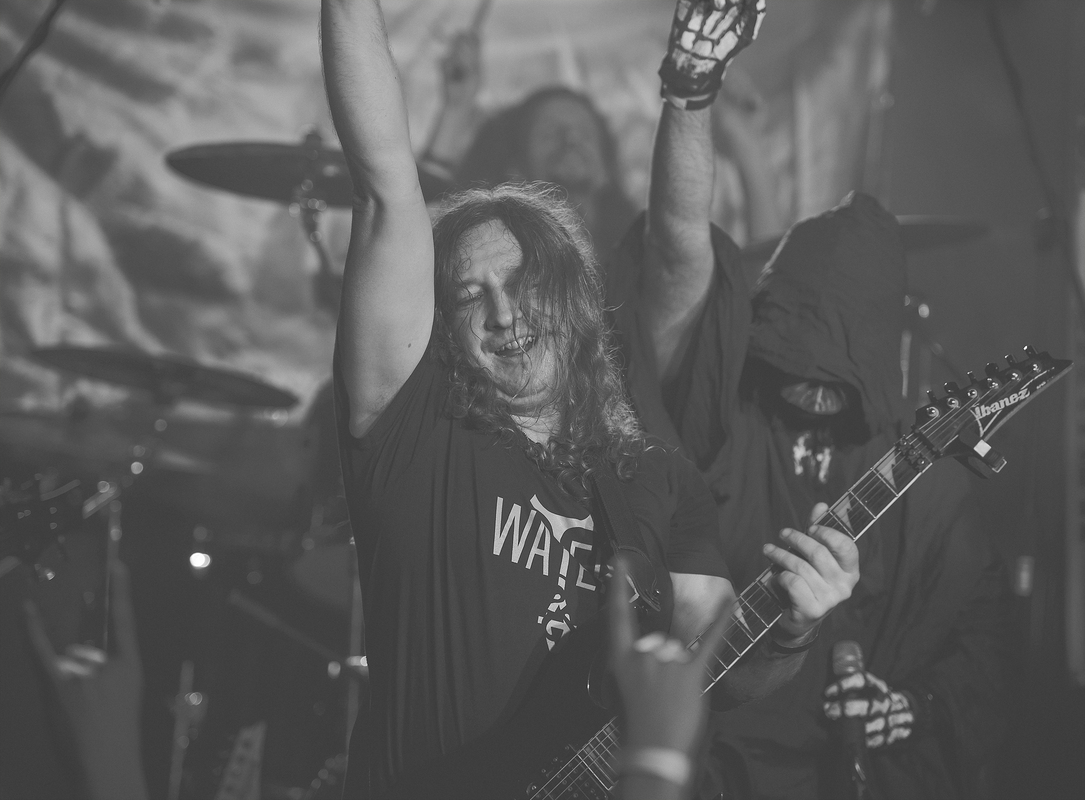 На одній хвилі