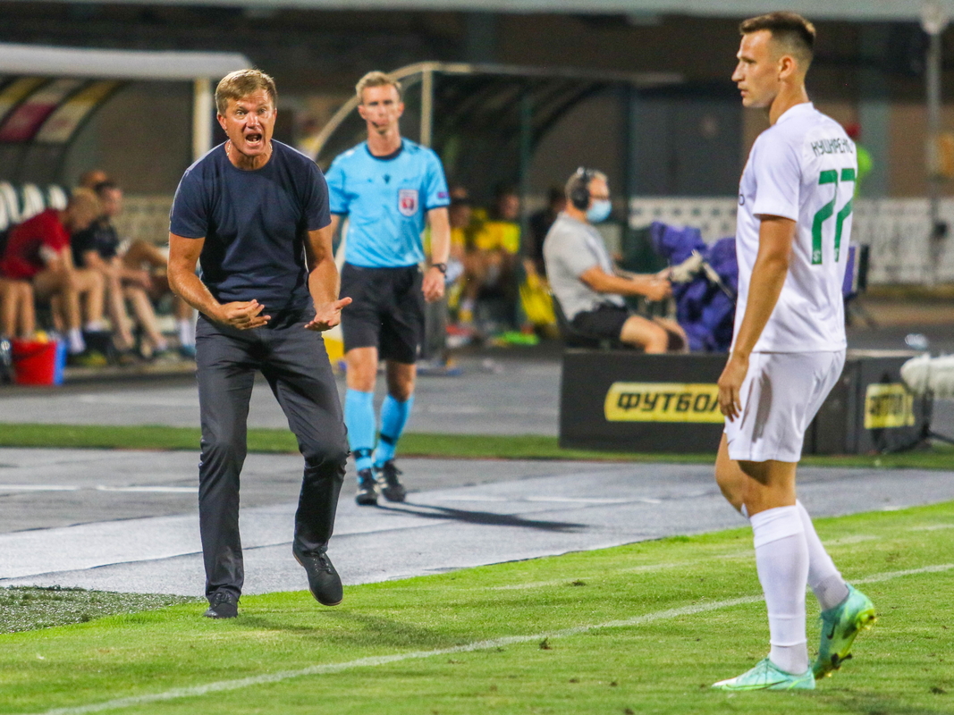 Полтава, Україна - 29 липня 2021: Миттєвість матчу кваліфікації Ліги конференцій «Ворскла» - «КуПС» (Фінляндія)