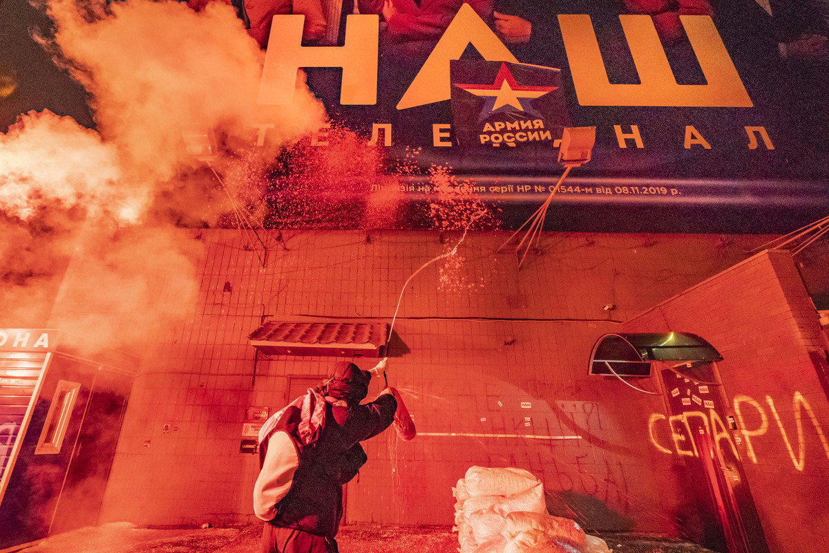 Protest against NASH TV.