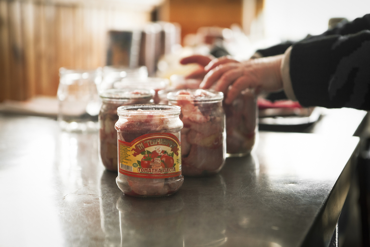 stewed pork for the Armed Forces of Ukraine 4