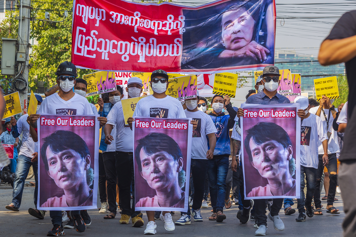 Strike for leader freedom