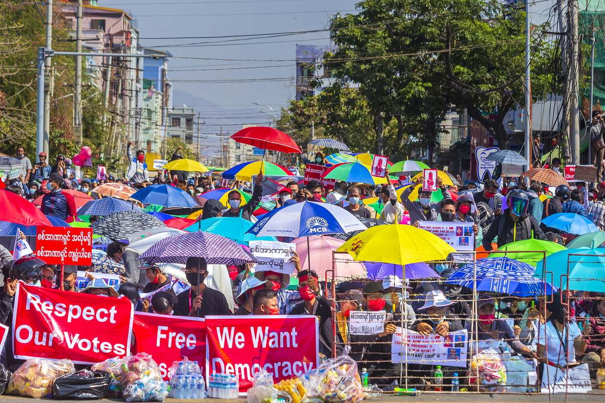 Fight for justice with nonviolent way