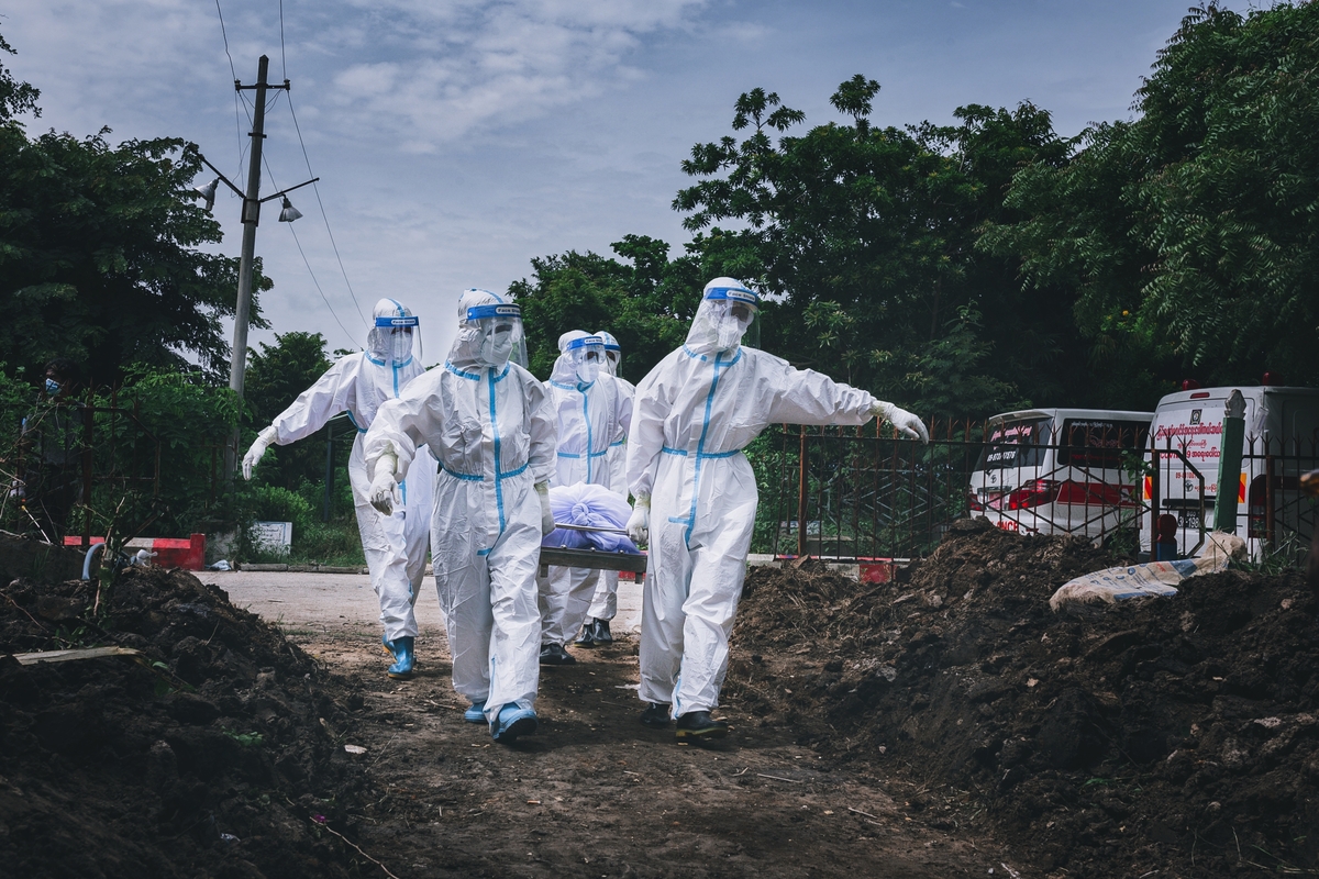 Carrying the cadaver