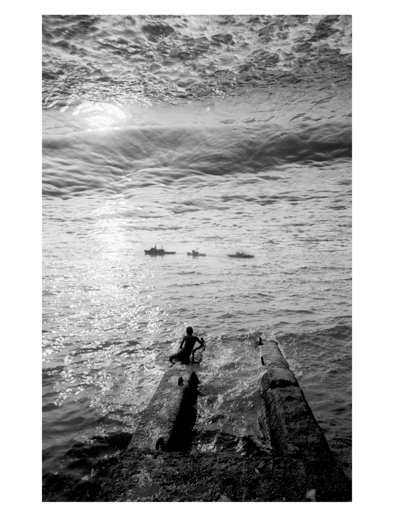 Людина та море