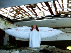 Нескорений янгол.