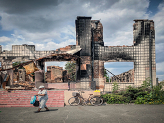 Бородянка. Біля старої школи.