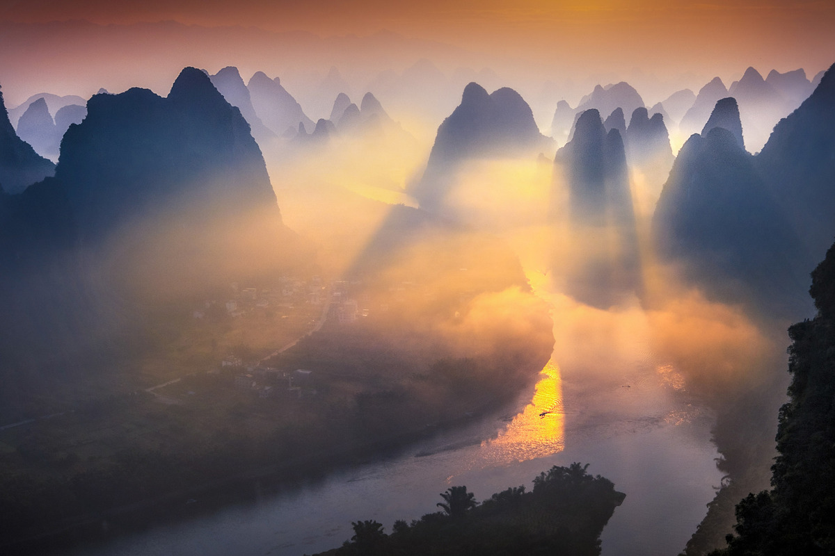 Surrounded by mist and river